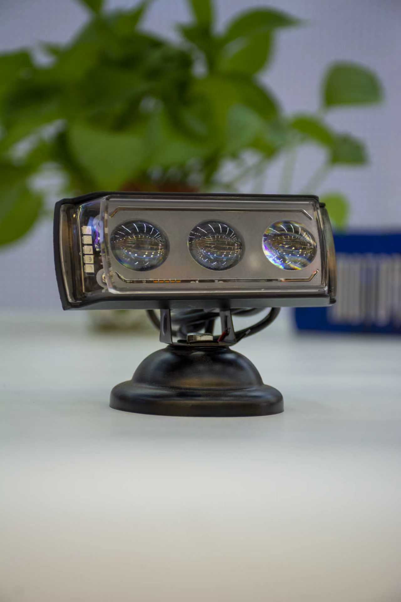 Éclairage Additionnel Moto 3 LED Pro girophare - 4 Fonctions en 1